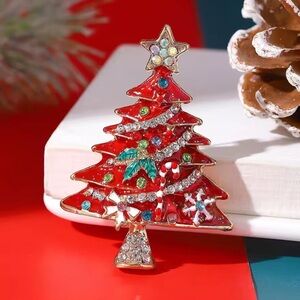 Red Christmas Tree Rhinestone Brooch – Festive Holiday Gift